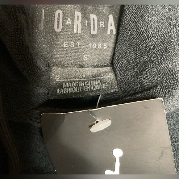 *RARE* Jordan Felt Material Hoodie Men’s Small AV3112-010 - Picture 2 of 2